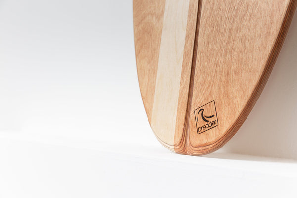 Balance Board Surf Trainer Wackelbrett handgemacht Holz Fahari Shorty Detail 1